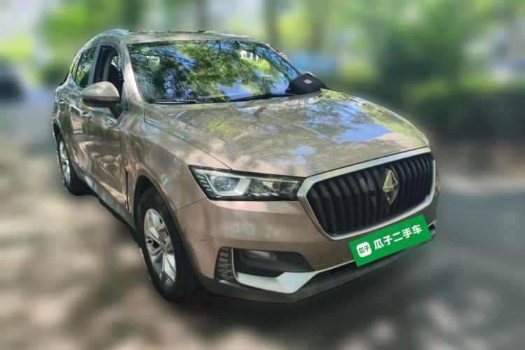 Used BORGWARD BX5 2017 20TGDI Automatic Two-Wheel Drive Pioneer Edition Front Right 45 Deg