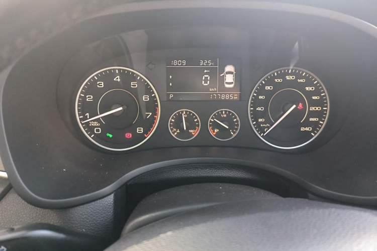 Used BORGWARD BX5 2017 20TGDI Automatic Two-Wheel Drive Pioneer Edition Instrument Cluster