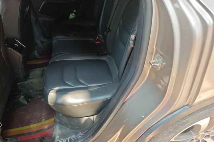 Used BORGWARD BX5 2017 20TGDI Automatic Two-Wheel Drive Leading Edition Left Rear Seat