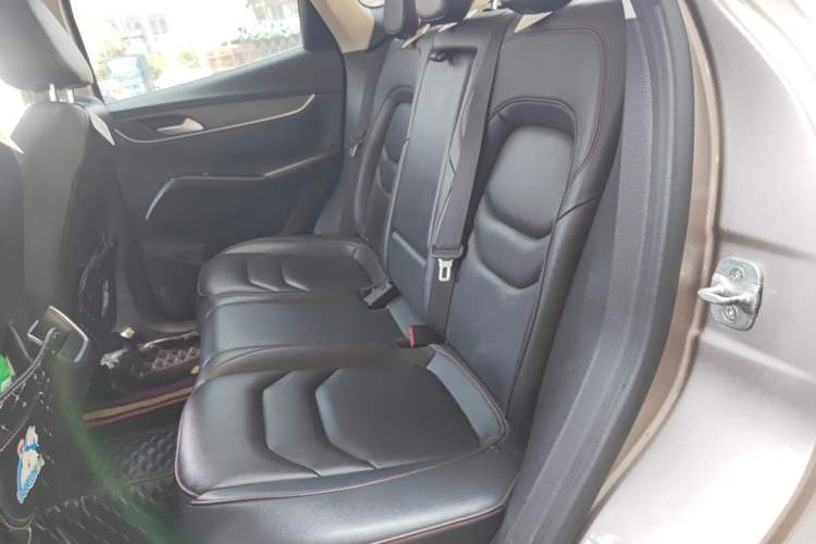 Used BORGWARD BX5 2017 20TGDI Automatic Two-Wheel Drive Pioneer Edition Left Rear Seat