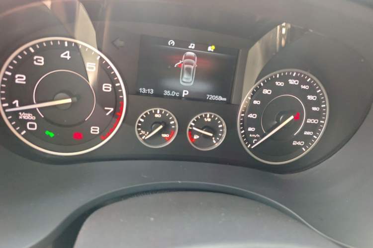 Used BORGWARD BX5 2017 20TGDI Automatic Two-Wheel Drive Leading Edition Odometer Close Up
