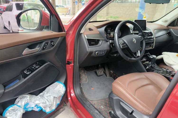 Used BORGWARD BX5 2017 25TGDI Automatic Two-Wheel Drive Sharp Model Driver Seat