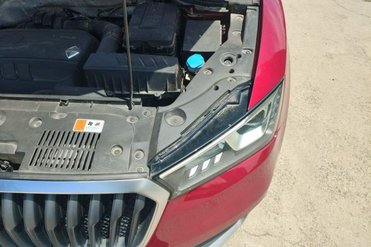 Used BORGWARD BX5 2017 25TGDI Automatic Two-Wheel Drive Smart Enjoyment Model Engine Bay Left
