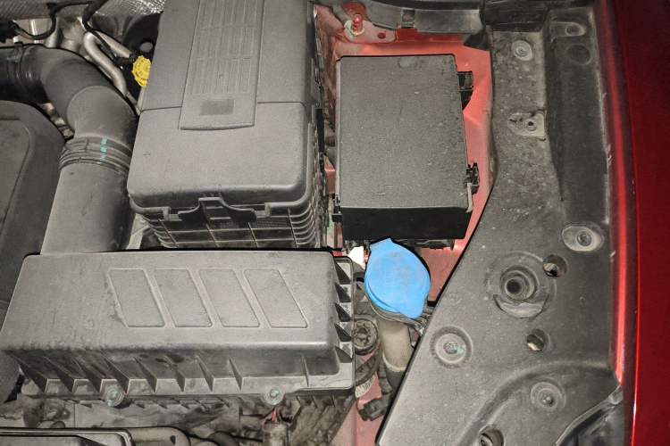 Used BORGWARD BX5 2017 25TGDI Automatic Four-Wheel Drive Smart Enjoyment Model Engine Bay Left