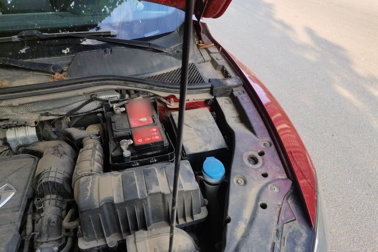 Used BORGWARD BX5 2017 20TGDI Automatic Two-Wheel Drive Pioneer Edition Engine Bay Left