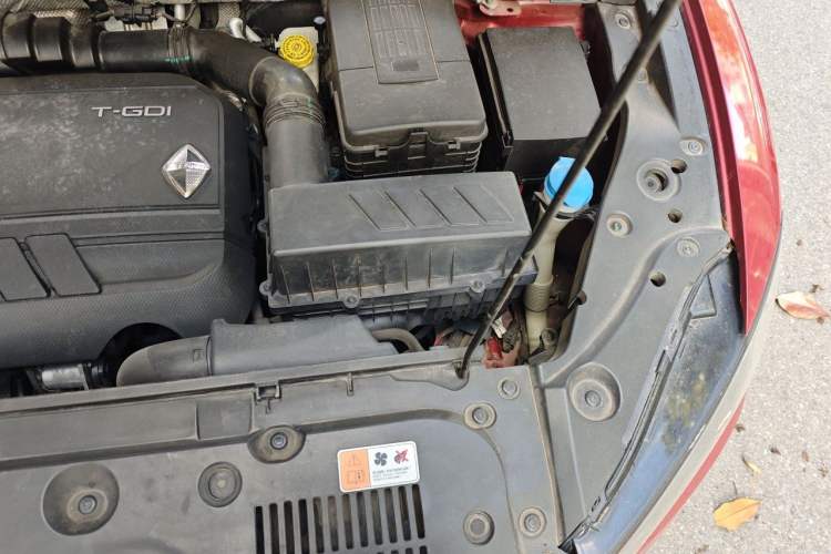 Used BORGWARD BX5 2017 25TGDI Automatic Two-Wheel Drive Sharp Model Engine Bay Left