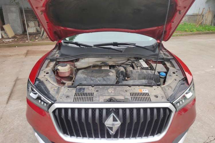 Used BORGWARD BX5 2017 20TGDI Automatic Two-Wheel Drive Pioneer Edition Engine Bay