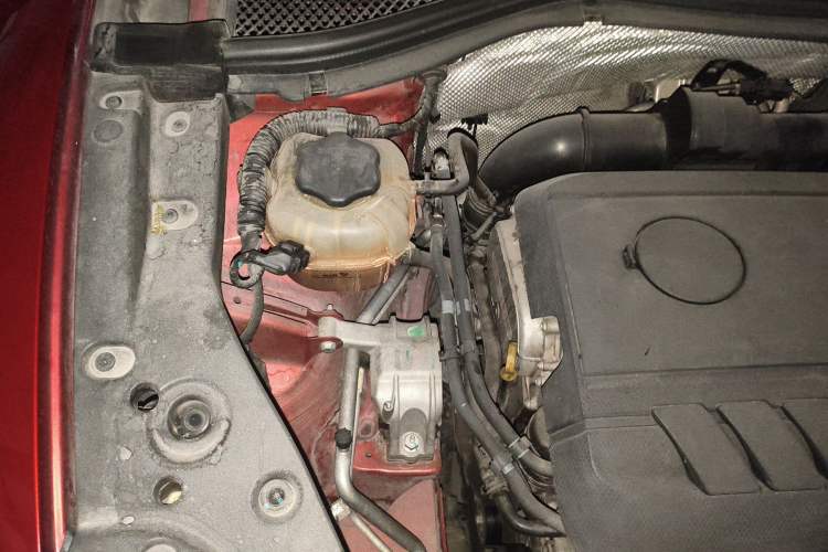 Used BORGWARD BX5 2017 25TGDI Automatic Four-Wheel Drive Smart Enjoyment Model Engine Bay Right