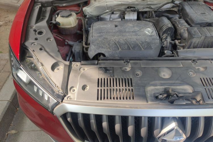 Used BORGWARD BX5 2017 20TGDI Automatic Two-Wheel Drive Pioneer Edition Engine Bay Right
