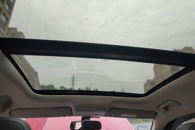 Used BORGWARD BX5 2017 20TGDI Automatic Two-Wheel Drive Pioneer Edition Headliner