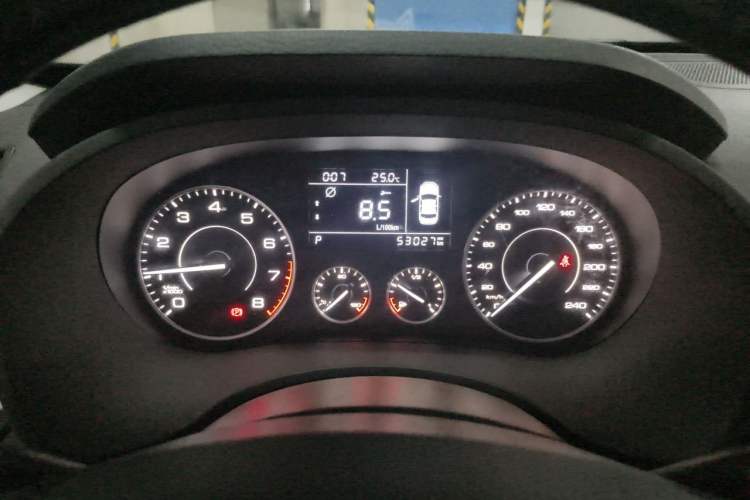 Used BORGWARD BX5 2017 20TGDI Automatic Two-Wheel Drive Pioneer Edition Instrument Cluster