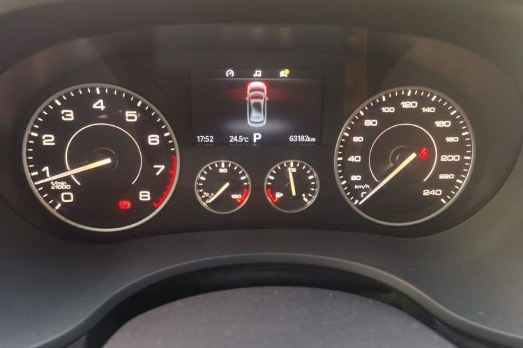 Used BORGWARD BX5 2017 25TGDI Automatic Two-Wheel Drive Sharp Model Instrument Cluster