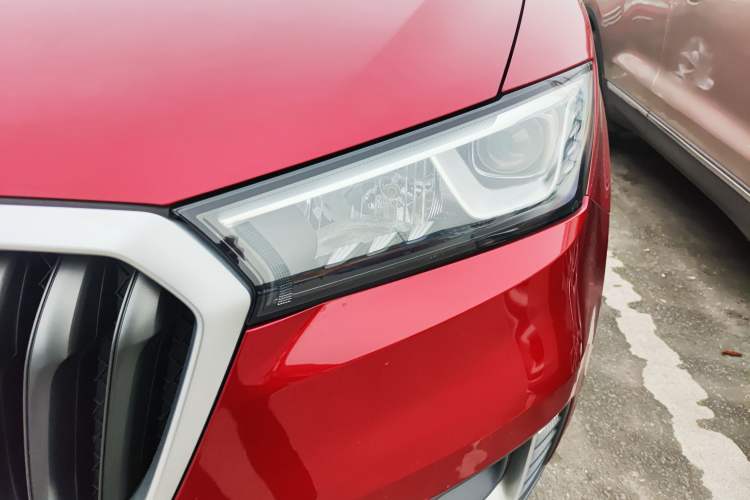 Used BORGWARD BX5 2017 20TGDI Automatic Two-Wheel Drive Pioneer Edition Left Front Headlight