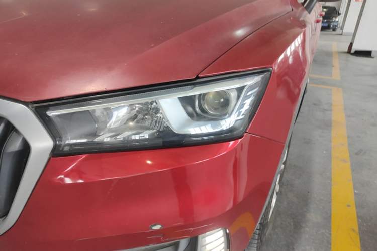 Used BORGWARD BX5 2017 20TGDI Automatic Two-Wheel Drive Pioneer Edition Left Front Headlight