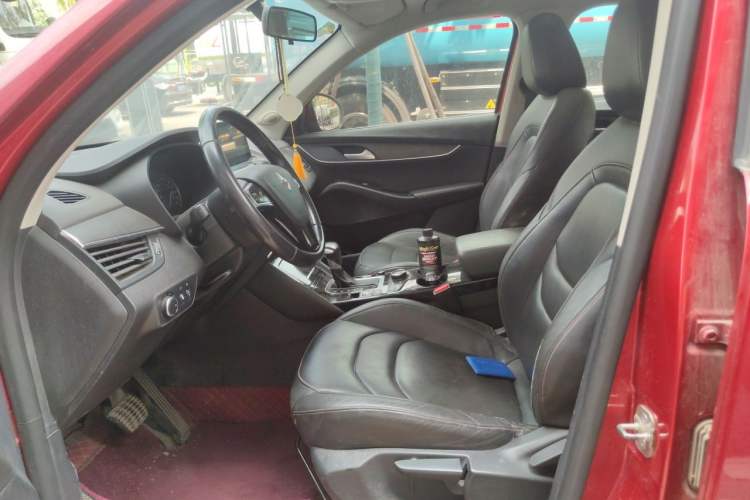 Used BORGWARD BX5 2017 25TGDI Automatic Two-Wheel Drive Fashion Plus Model Left Front Seat