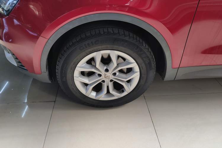 Used BORGWARD BX5 2017 20TGDI Automatic Two-Wheel Drive Pioneer Edition Left Front Wheel Hub