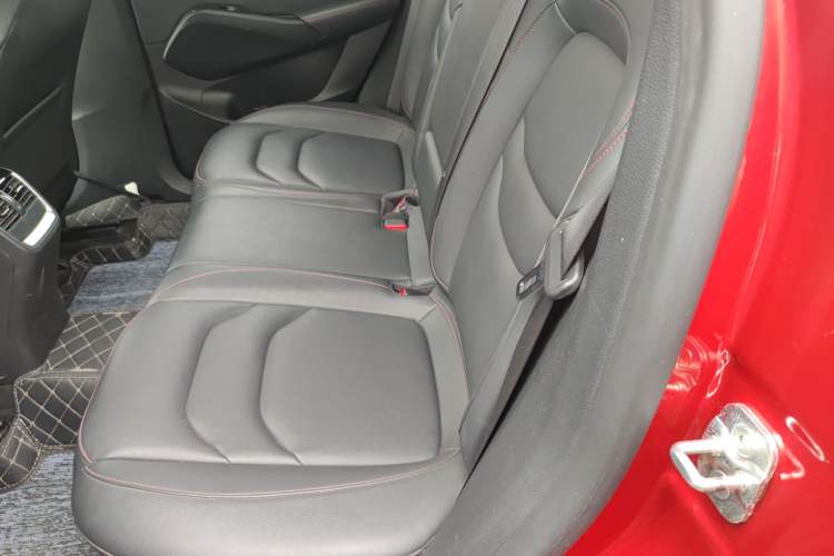 Used BORGWARD BX5 2017 20TGDI Automatic Two-Wheel Drive Pioneer Edition Left Rear Seat