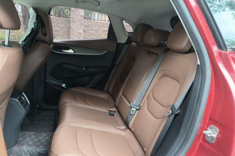 Used BORGWARD BX5 2017 25TGDI Automatic Two-Wheel Drive Sharp Model Left Rear Seat