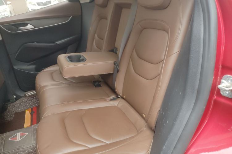 Used BORGWARD BX5 2017 25TGDI Automatic Four-Wheel Drive Smart Enjoyment Model Left Rear Seat