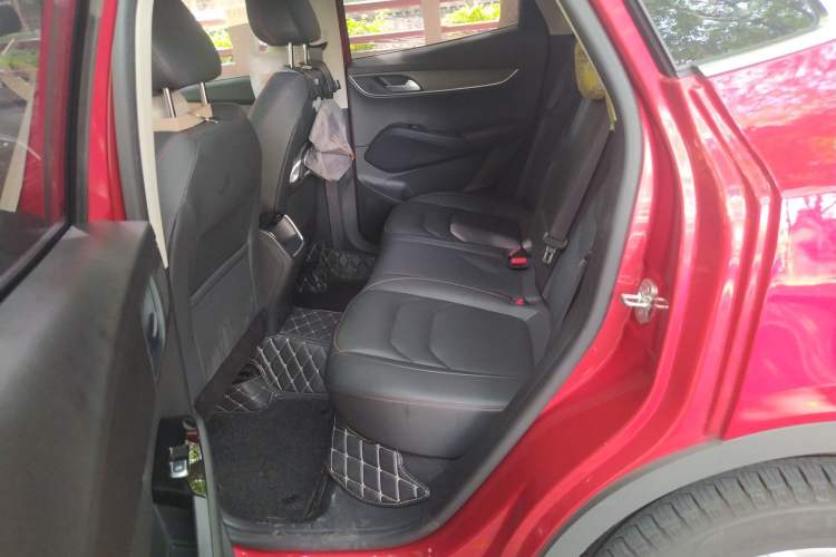 Used BORGWARD BX5 2017 20TGDI Automatic Two-Wheel Drive Pioneer Edition Left Rear Seat