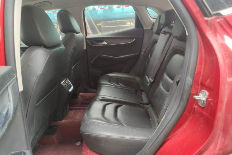 Used BORGWARD BX5 2017 25TGDI Automatic Two-Wheel Drive Fashion Plus Model Left Rear Seat