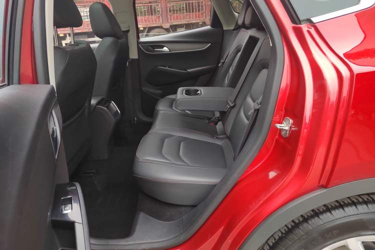 Used BORGWARD BX5 2017 20TGDI Automatic Two-Wheel Drive Pioneer Edition Left Rear Seat