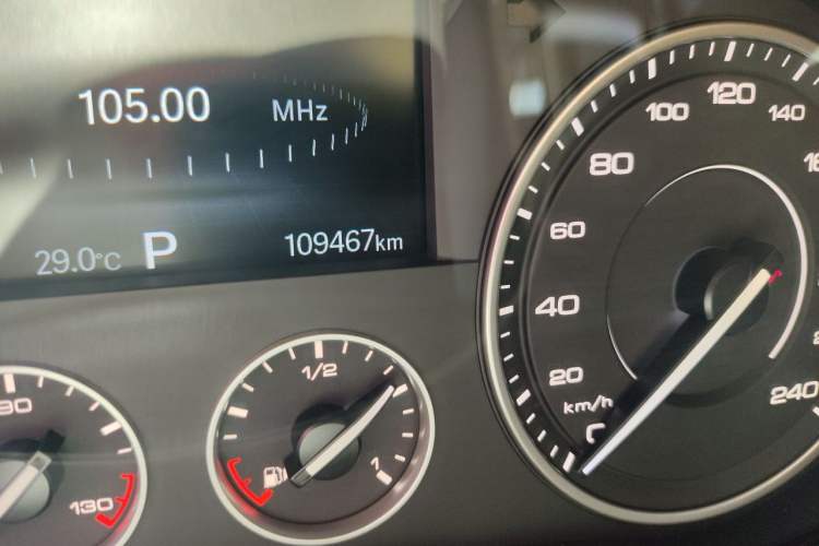 Used BORGWARD BX5 2017 25TGDI Automatic Two-Wheel Drive Smart Enjoyment Model Odometer Close Up