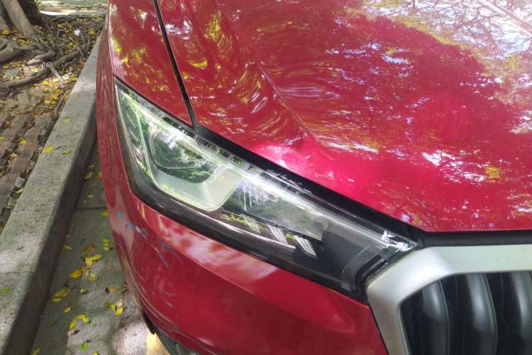 Used BORGWARD BX5 2017 20TGDI Automatic Two-Wheel Drive Pioneer Edition Right Front Headlight