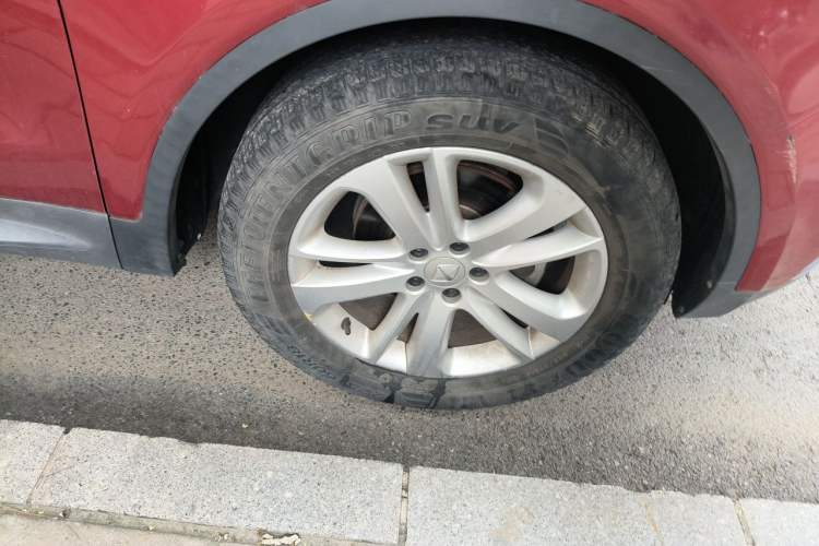 Used BORGWARD BX5 2017 25TGDI Automatic Two-Wheel Drive Sharp Model Right Front Wheel Hub