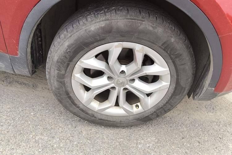 Used BORGWARD BX5 2017 20TGDI Automatic Two-Wheel Drive New Edition Right Front Wheel Hub