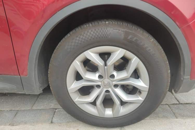 Used BORGWARD BX5 2017 20TGDI Automatic Two-Wheel Drive Pioneer Edition Right Front Wheel Hub