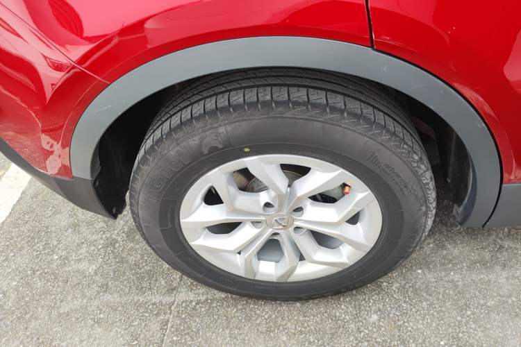 Used BORGWARD BX5 2017 20TGDI Automatic Two-Wheel Drive Pioneer Edition Right Rear Wheel Hub