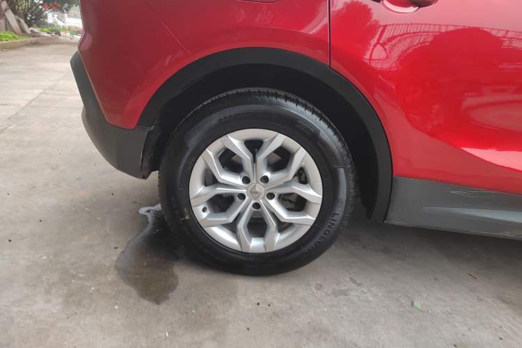 Used BORGWARD BX5 2017 20TGDI Automatic Two-Wheel Drive Pioneer Edition Right Rear Wheel Hub