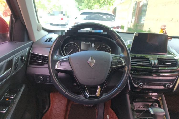 Used BORGWARD BX5 2017 20TGDI Automatic Two-Wheel Drive Pioneer Edition Steering Wheel
