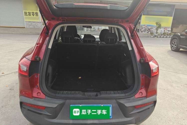 Used BORGWARD BX5 2017 20TGDI Automatic Two-Wheel Drive New Edition Trunk