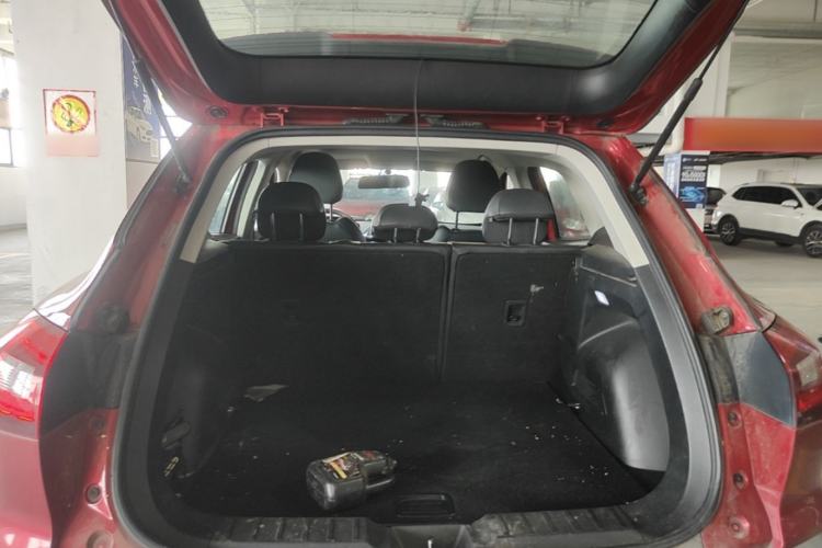 Used BORGWARD BX5 2017 20TGDI Automatic Two-Wheel Drive Pioneer Edition Trunk
