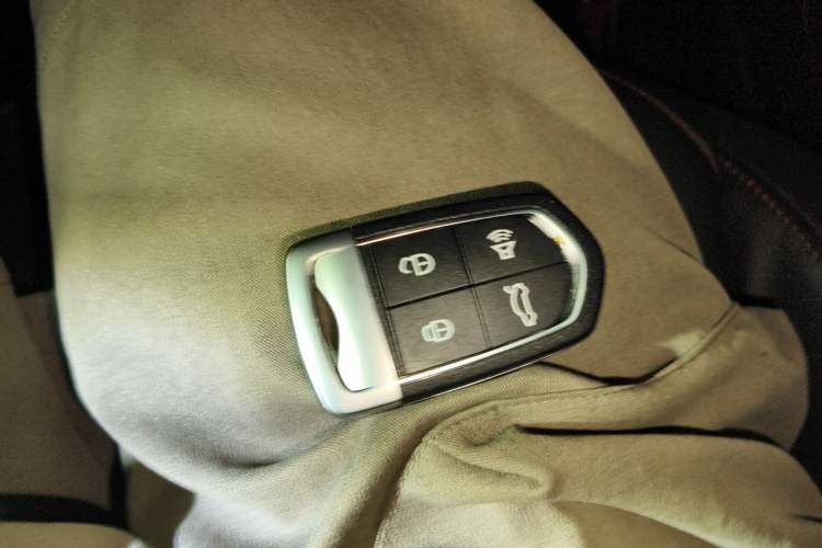 Used BORGWARD BX5 2017 25TGDI Automatic Two-Wheel Drive Fashion Plus Model Vehicle Key
