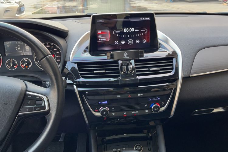 Used BORGWARD BX5 2017 20TGDI Automatic Two-Wheel Drive Pioneer Edition Audio And AC Panel
