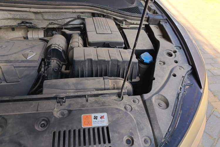 Used BORGWARD BX5 2017 20TGDI Automatic Two-Wheel Drive Pioneer Edition Engine Bay Left