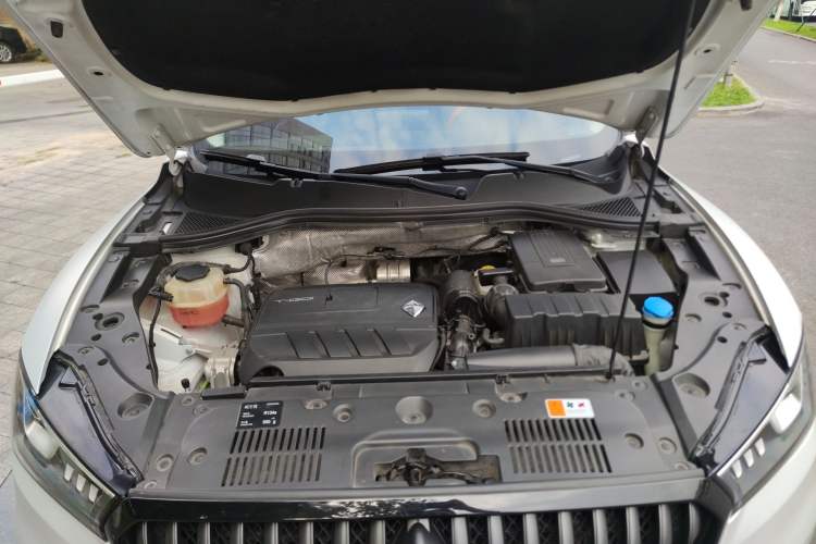 Used BORGWARD BX5 2017 20TGDI Automatic Two-Wheel Drive Pioneer Edition Engine Bay