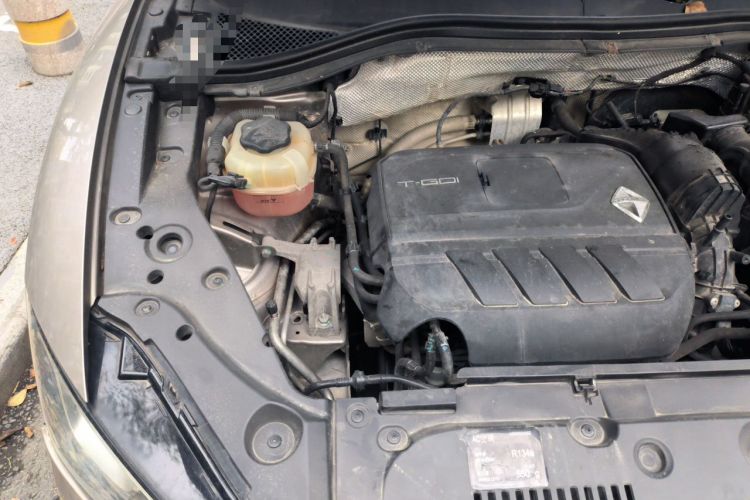 Used BORGWARD BX5 2017 20TGDI Automatic Two-Wheel Drive Pioneer Edition Engine Bay Right