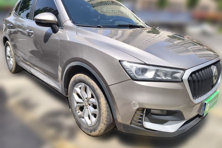 Used BORGWARD BX5 2017 20TGDI Automatic Two-Wheel Drive Pioneer Edition Front Right 45 Deg