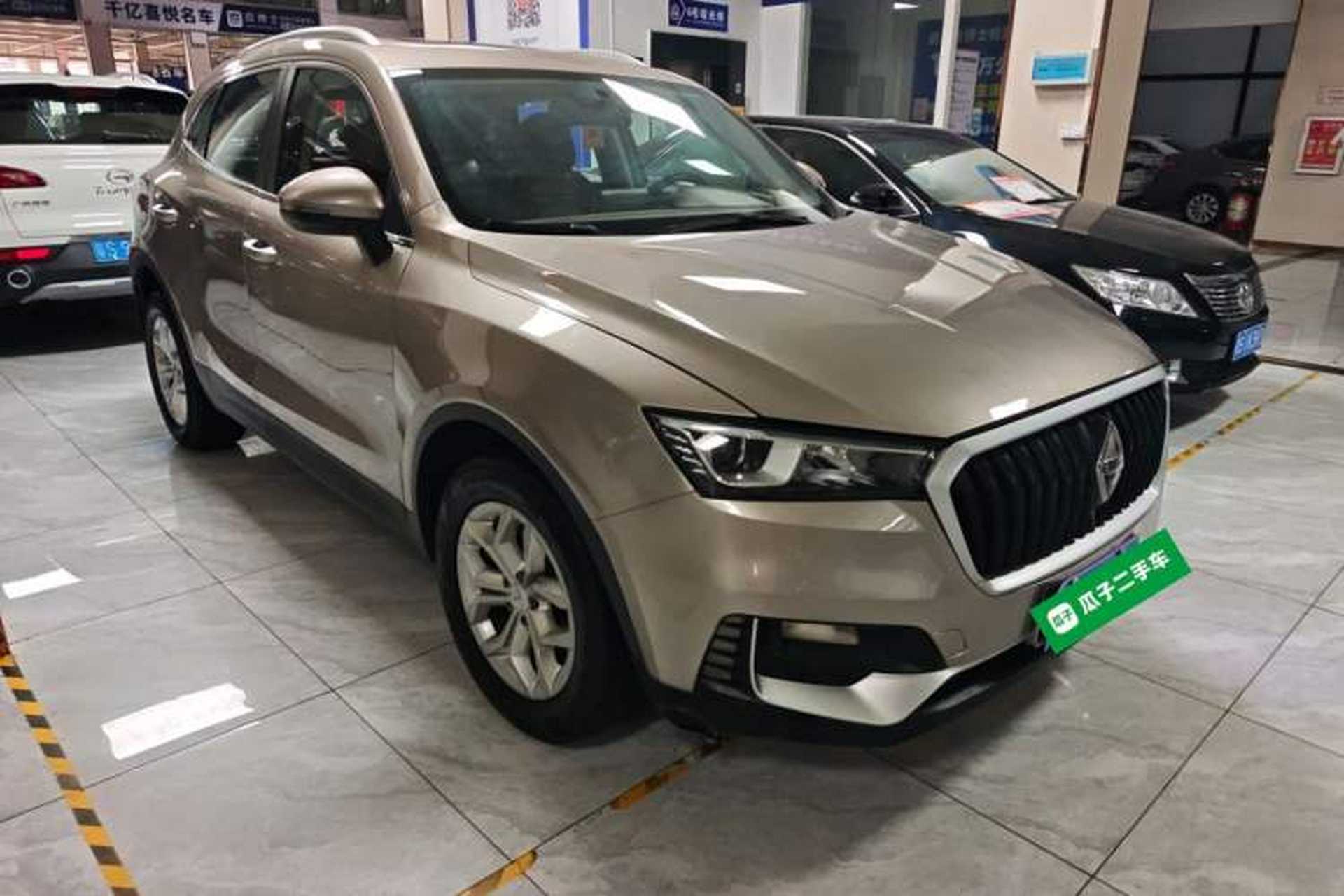 Used BORGWARD BX5 2017 20TGDI Automatic Two-Wheel Drive Pioneer Edition Front Right 45 Deg