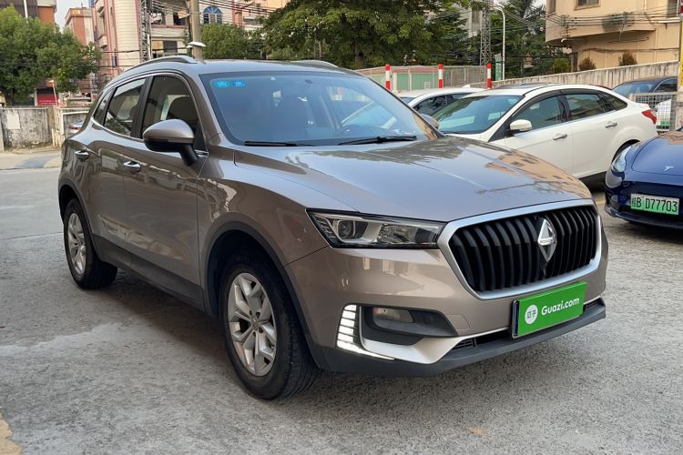Used BORGWARD BX5 2017 20TGDI Automatic Two-Wheel Drive Pioneer Edition Front Right 45 Deg