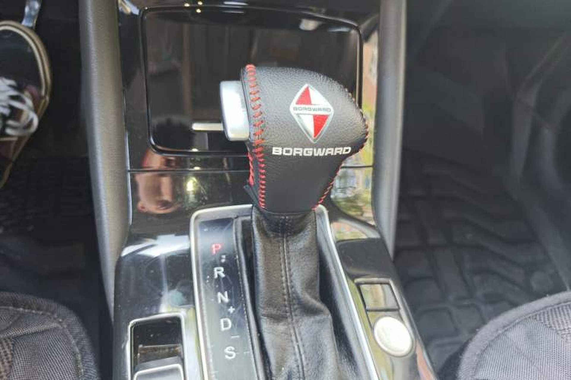 Used BORGWARD BX5 2017 25TGDI Automatic Two-Wheel Drive Sharp Model Gear Lever