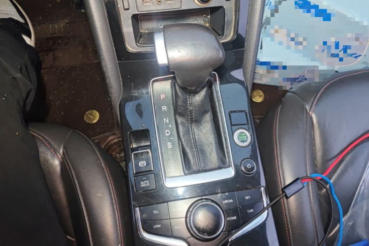 Used BORGWARD BX5 2017 25TGDI Automatic Two-Wheel Drive Sharp Model Gear Lever
