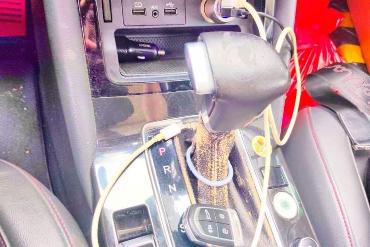 Used BORGWARD BX5 2017 25TGDI Automatic Two-Wheel Drive Sharp Model Gear Lever