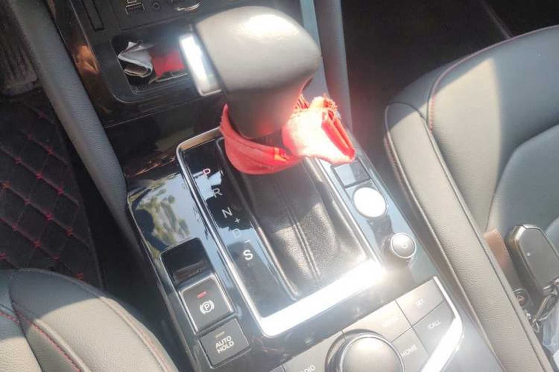 Used BORGWARD BX5 2017 20TGDI Automatic Two-Wheel Drive Leading Edition Gear Lever