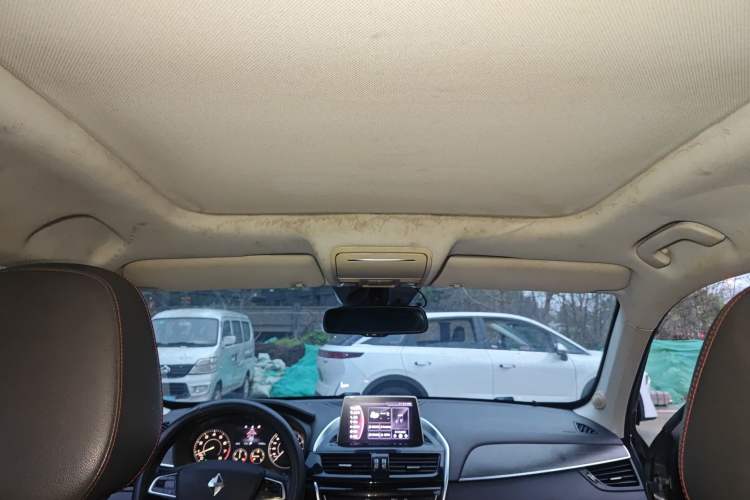 Used BORGWARD BX5 2017 25TGDI Automatic Two-Wheel Drive Sharp Model Headliner
