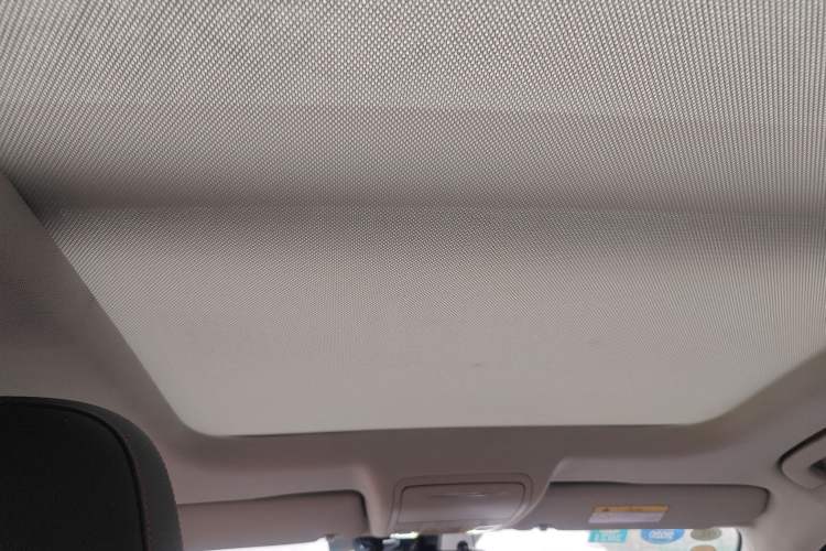 Used BORGWARD BX5 2017 20TGDI Automatic Two-Wheel Drive Entry-Level Edition Headliner